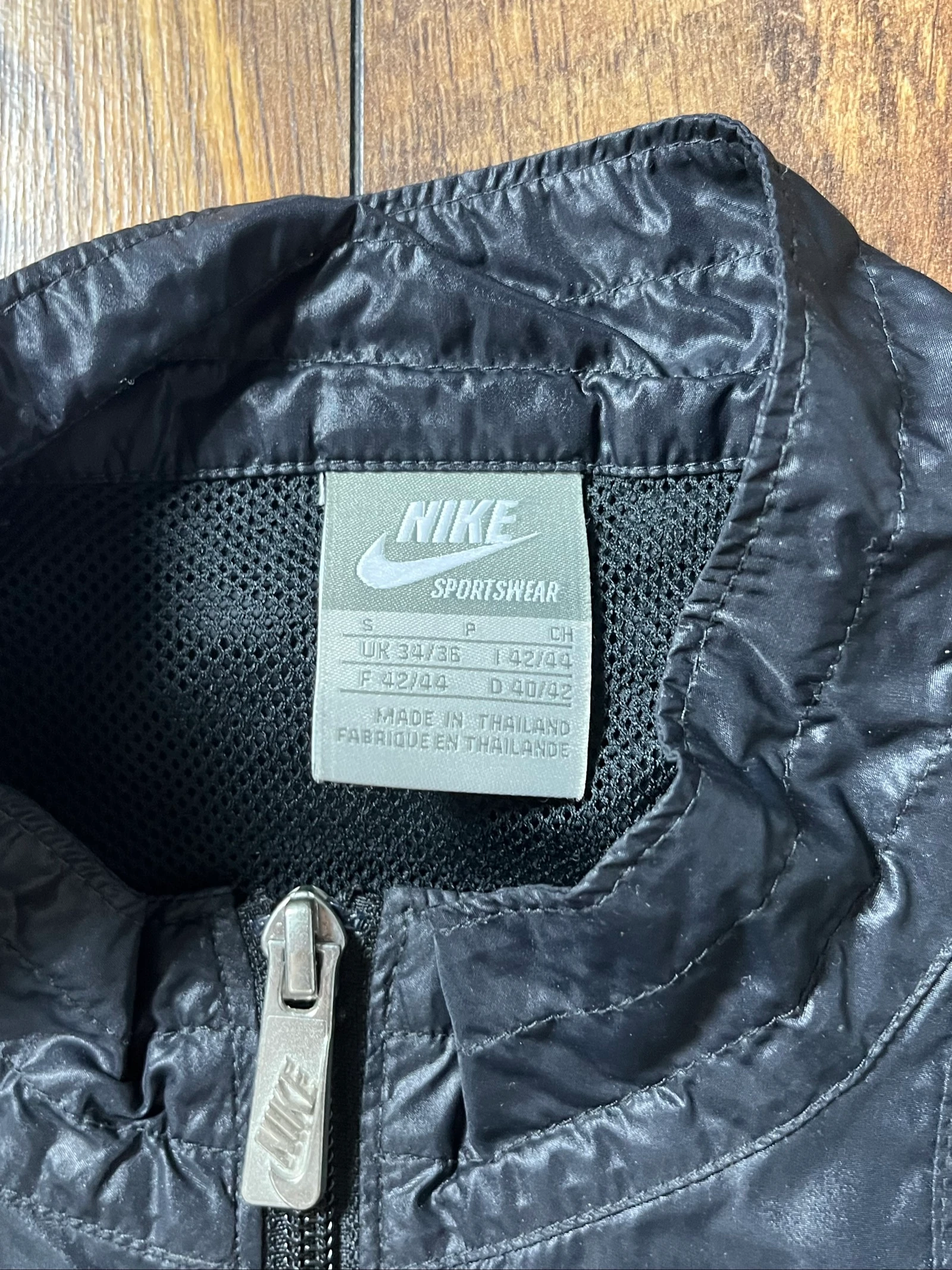 Windbreaker Sportswear multi-pockets with zippers - Nike - size S - very good condition – photo 2